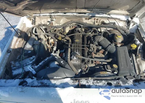 2000 Jeep Cherokee Sport z USA, uszkodzony, nr VIN 1J4FF48S8YL236910